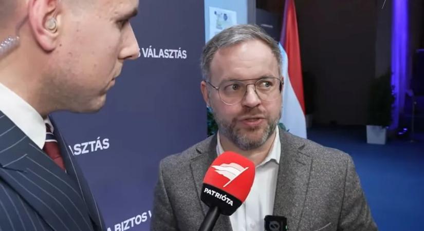 Orbán Balázs: A magyarok pénzét kell megvédenünk