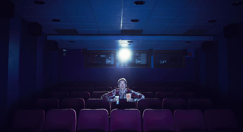 Sztrájkolnak a mozikban, keresztbe téve a Valentin napi programnak