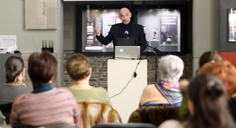 Iseum: csendes asszonyok, hangos ügyek - női sorsok és sztereotípiák nyomában