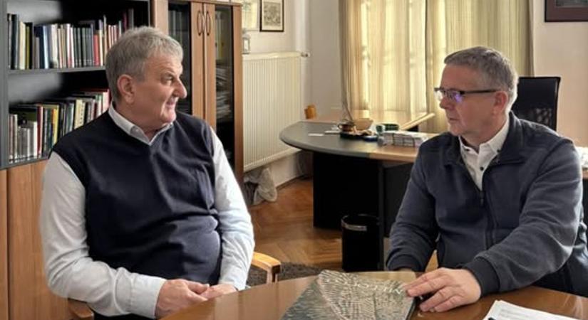 Elköszön a szeretett iskolaigazgató - generációkat tanított Kőhalmi Zoltán