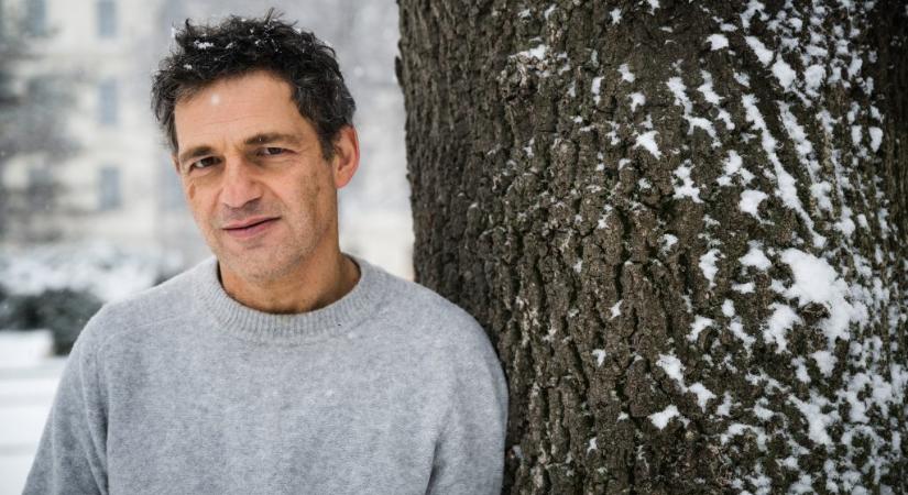 Röhrig Géza: Annyi halottunk van, és nem mindegyik jön velünk