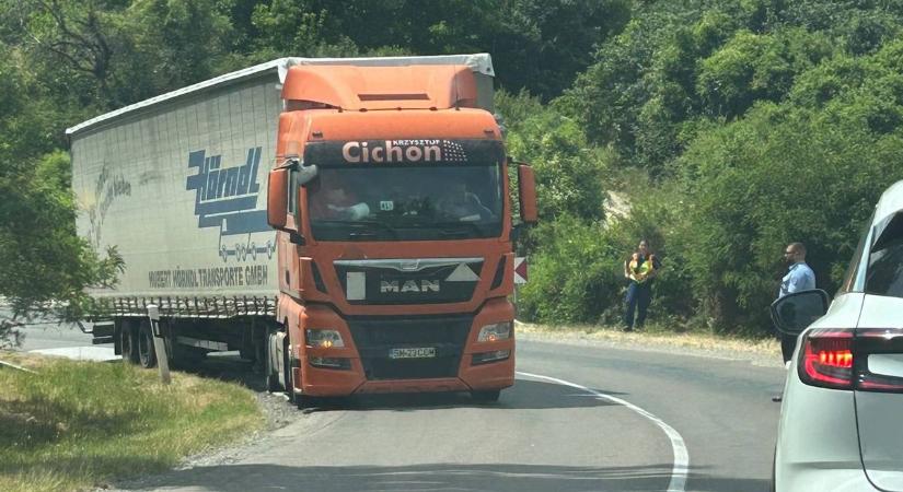 Feloldották a 3-as főút kamionkorlátozását Kápolna, Kompolt és Kál térségében