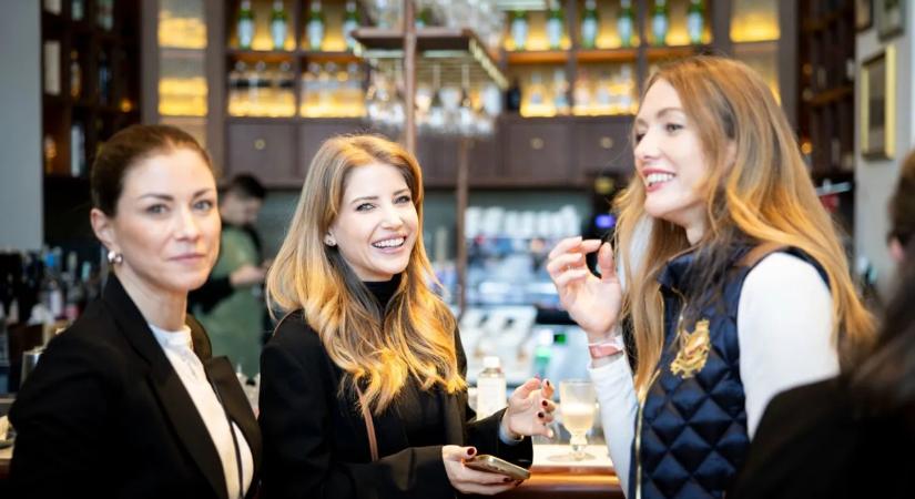 Képeken az évértékelőn részt vett hírességek