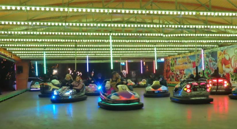 Belelendültek a vásárhelyiek az ingyenes dodzsemezésbe, ami a városnak 8 milliójába került