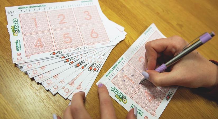 Felfoghatatlan összeget, 4,56 milliárdot nyert. Mire költi?