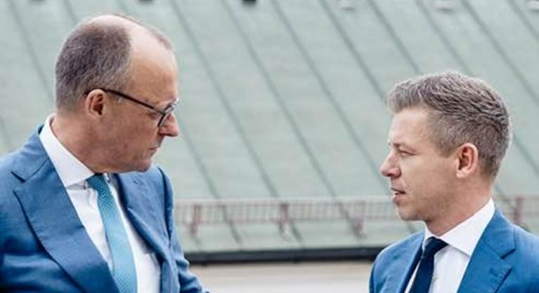 Négyszemközt tárgyalt a német kancellárral Magyar Péter