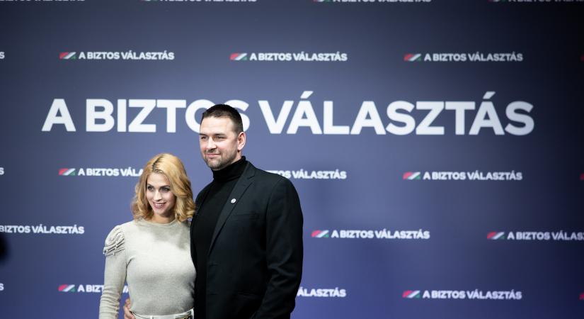 Évértékelő és szerelem a Várkert Bazárban - Fotók