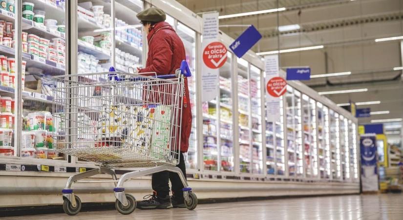 Megjelent a rendelet: döntött a kormány, marad az árrésstop!