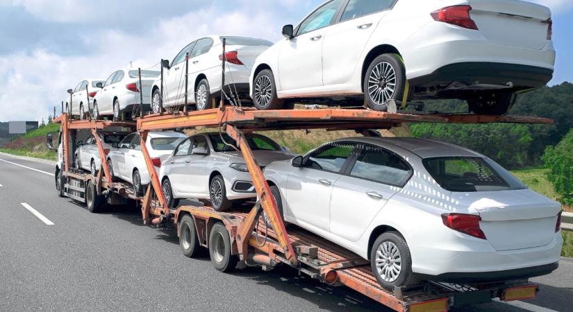 Júliustól tilos lesz forgalomba helyezni autókat ilyen eszközök nélkül