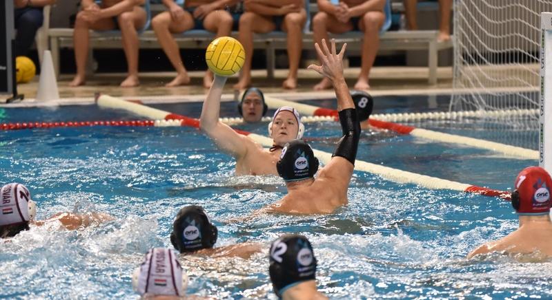 Győzelemnek örülhettek a vízilabdázók