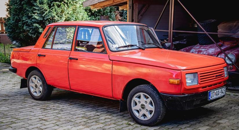 Évekig várni egy autóra? Nem is olyan régen még így ment az autóvásárlás! Emlékszel még?