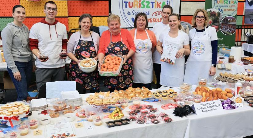 A kanizsai fánkfesztivált Jakabfi Dávid cukrászmester sem hagyhatta ki (galéria, videó)