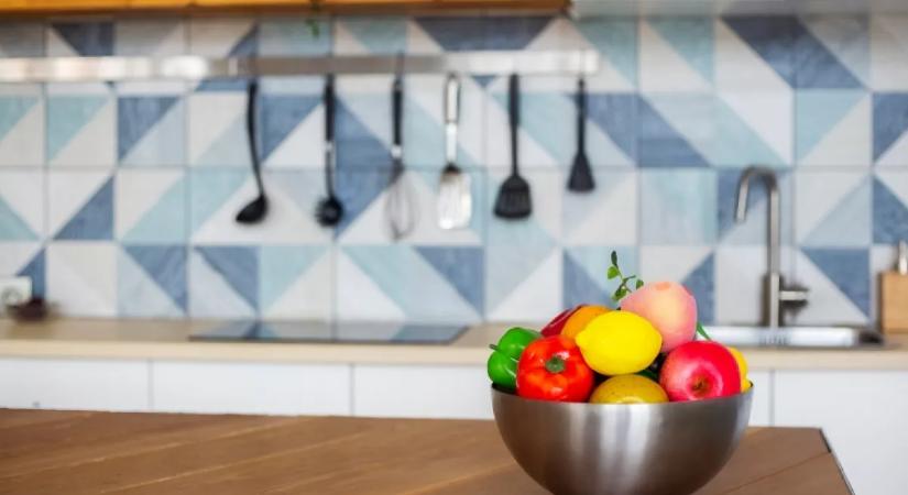 Soha ne rakd ezt a gyümölcsöt fémtálba: mérgező anyag szabadulhat fel benne, ha mégis így teszel