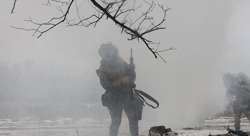 Európának szabadulnia kell a morális kényszerzubbonyból