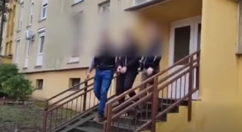 Milliós ékszerzsákmánnyal távoztak a betörők – Nem sokáig örülhettek a szajrénak (videó)