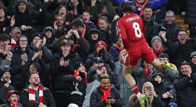 Nem lehet megunni: Szoboszlai Dominik újabb bombagólját mindenkinek látnia kell – videó