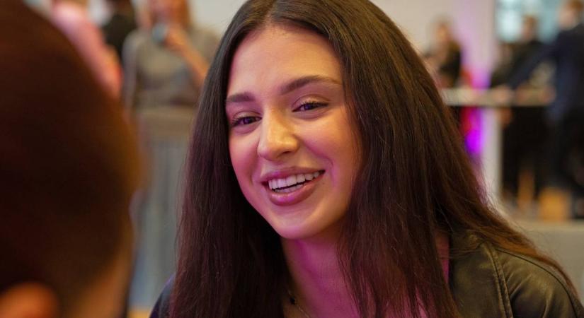 „Egy kicsit megijeszt, ha arra gondolok, milyen lesz a világ 10 év múlva” – Gesztesi Pankával beszélgettünk