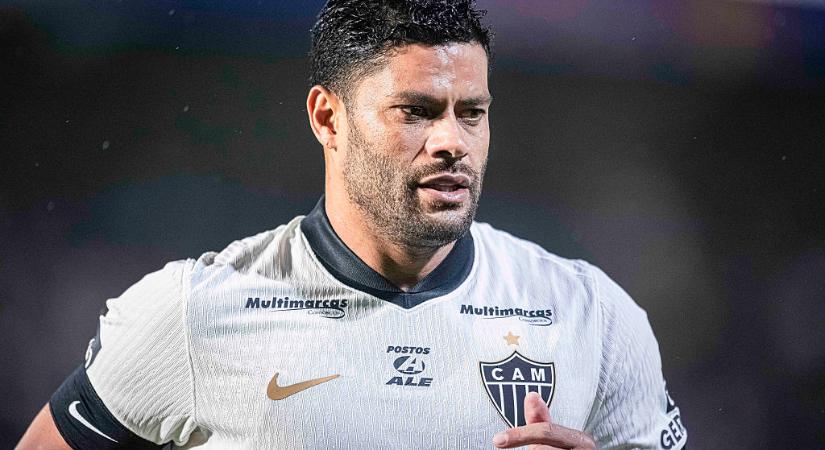 VIDEÓ: Hulk 39 évesen sem tud leállni, 30 méterről vert brutális szabadrúgásgólt