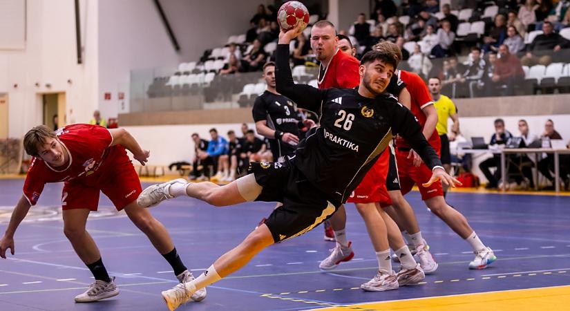 Férfi kézilabda: hiába a korai piros, nyerni tudott a DEAC