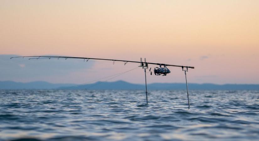 Áprilisban és októberben néhány napra jön a behúzós horgászat tilalma a Balatonon