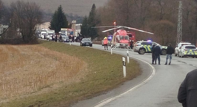 Élet-halál között a kétéves kisfiú, akit a hideg patakból húztak ki pénteken