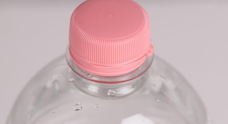 Szénsavmentes ásványvizeket hívnak vissza