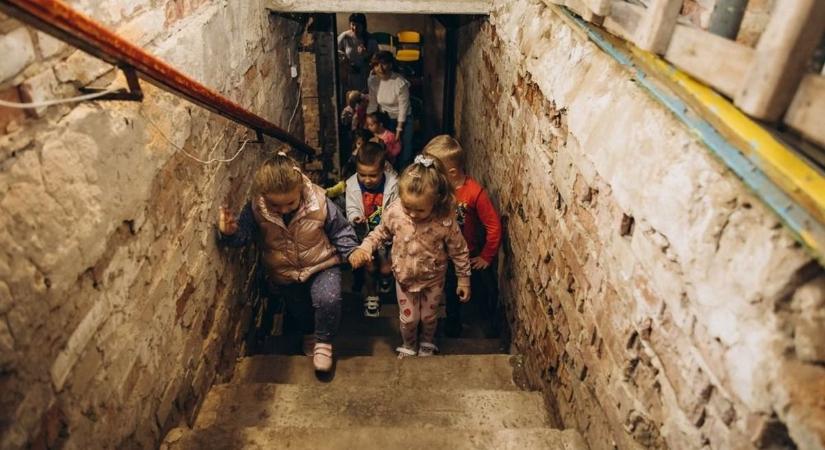 Négy éve tart a pokol: megrázó vallomások az ukrán romok közül