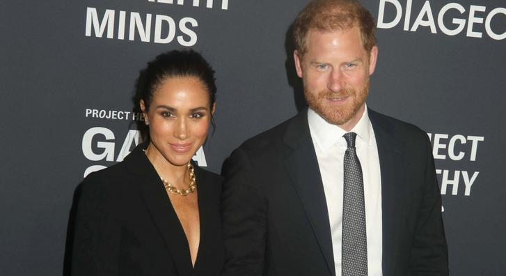 Meghan Markle friss képet mutatott Lilibetről, ezúttal a Harry herceggel közös kislánya arca is jól látszik a képem
