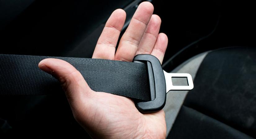 Miért nem használják a biztonsági övet? A leggyakoribb kifogások és veszélyek (videóval)