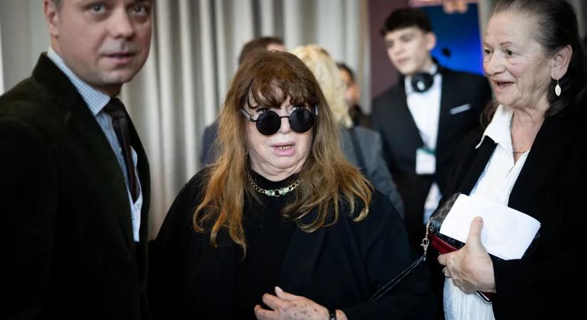 Zalatnay Sarolta is kiállt a béke mellett