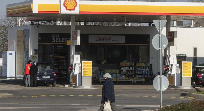 Megszólalt Varró László Shell-alelnök, miután Orbán Viktor nekirontott a cégnek