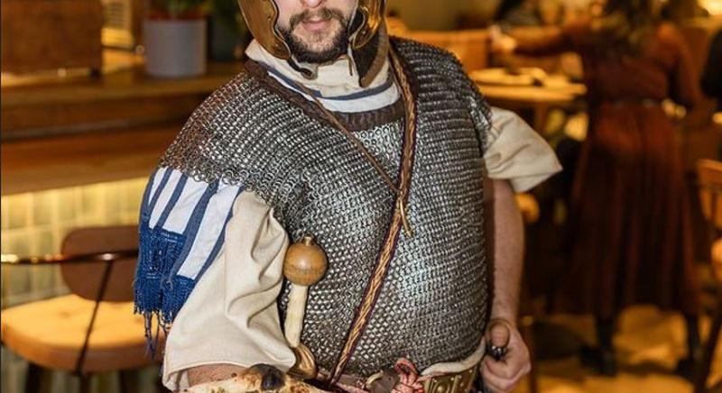 Álommelót hirdetett a magyar cég: azért fizetnek, hogy játssz és egyél