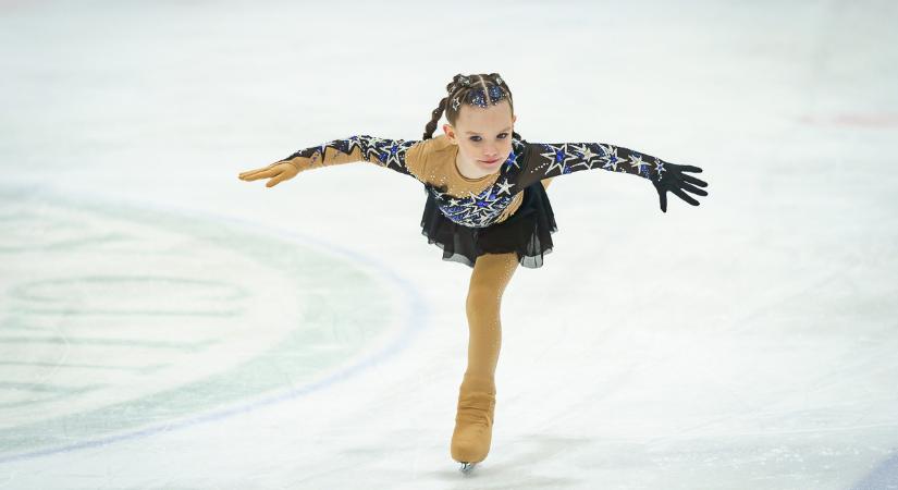 Győrben csillogtak a jövő műkorcsolyázói