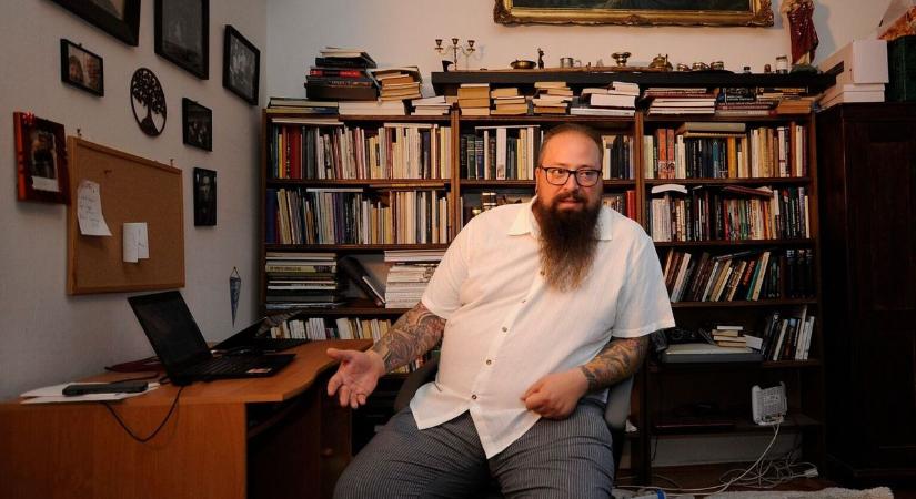 Bűnök, sóhajok és visszatért remények a falak között