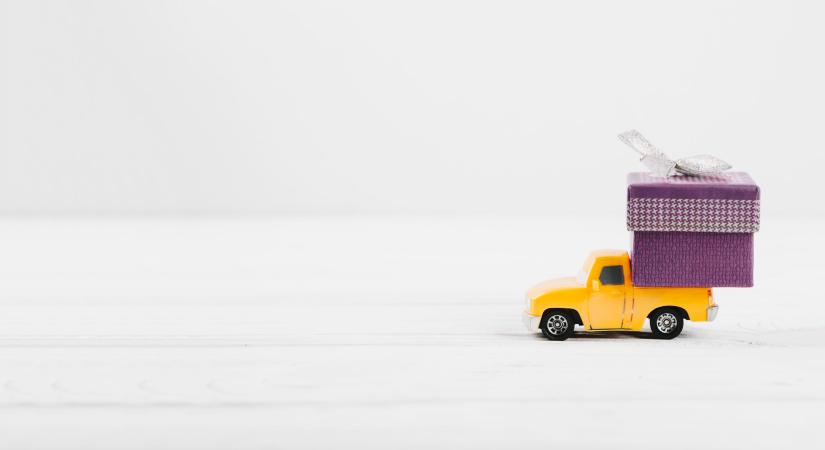 Kínai futárcég jön Európába: a JD.com Joyexpress néven indít, a Joybuyhoz aznapi kiszállítást ígér