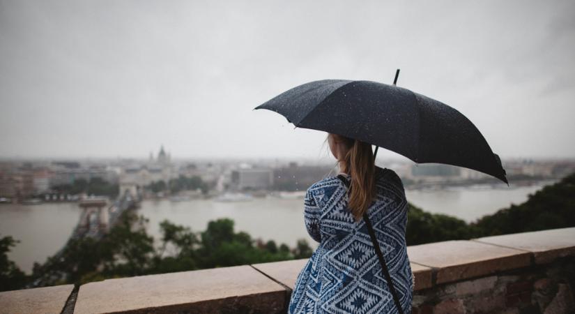 Szeles idő várható a jövő héten, csütörtökön leszakadhat az ég
