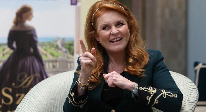 Botrányos királyi éjszaka: a kegyvesztett András herceg volt felesége megszökött a palotából