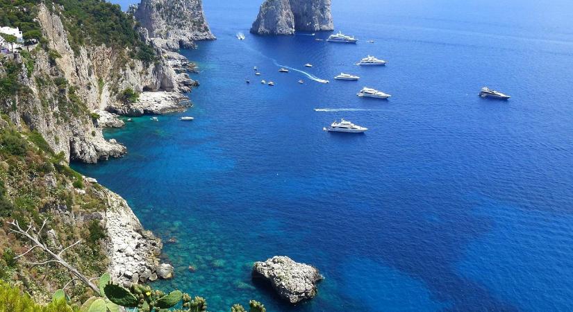 Szigorítanak az olaszok, erre a szigetre mostantól csak így lehet belépni