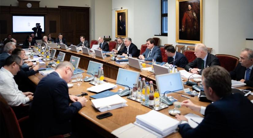 A kormánynak fontosabbak a magyar emberek, mint a multik (videó)