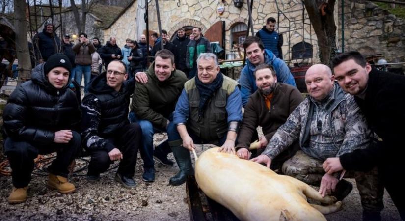 „Hagyomány, ízek, jó társaság” - Különleges képet rakott ki Orbán Viktor