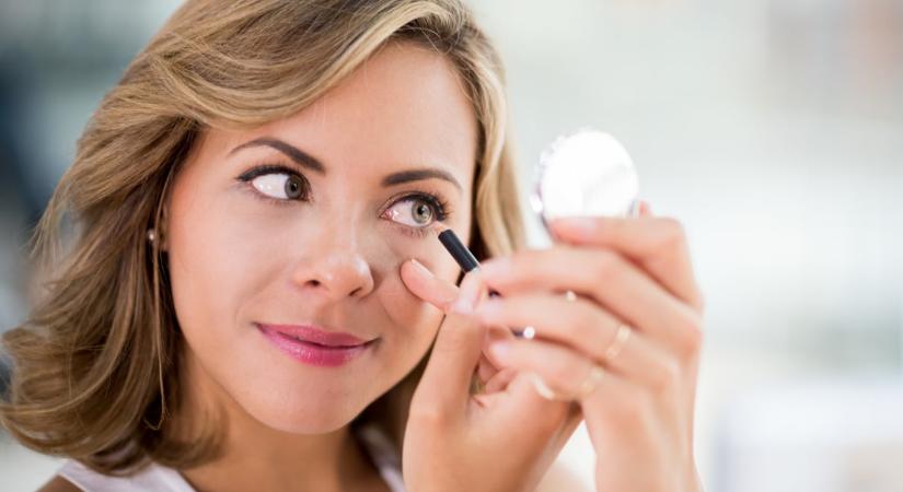 Gyors és könnyű sminktrükk, ami azonnal nagyobb szemeket ad