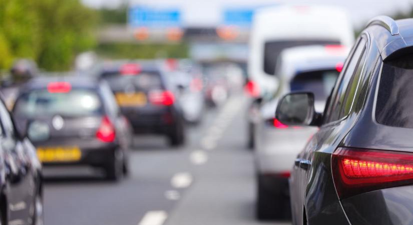 Ez történik, ha az indulat vezeti a volánt – brutális felvételek