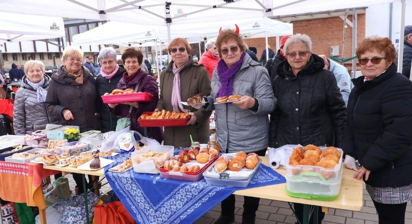 Farsangi forgatag és Bálint nap a Göcseji Tudásközpontban (galéria)