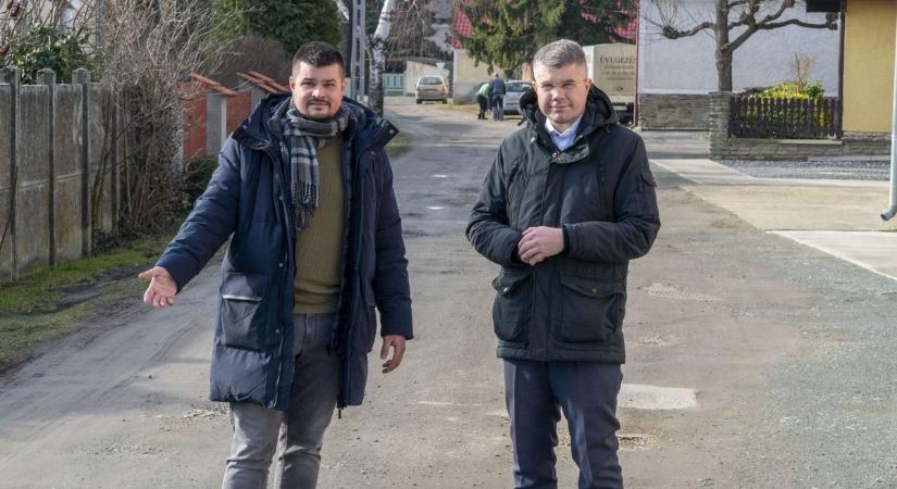 Felújítás után új út vezet a turisztikai övezetbe