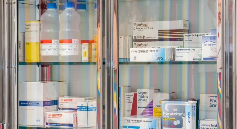 A MOK szerint veszélyes a vényírás bővítése, az orvosokat kihagyták az egyeztetésből