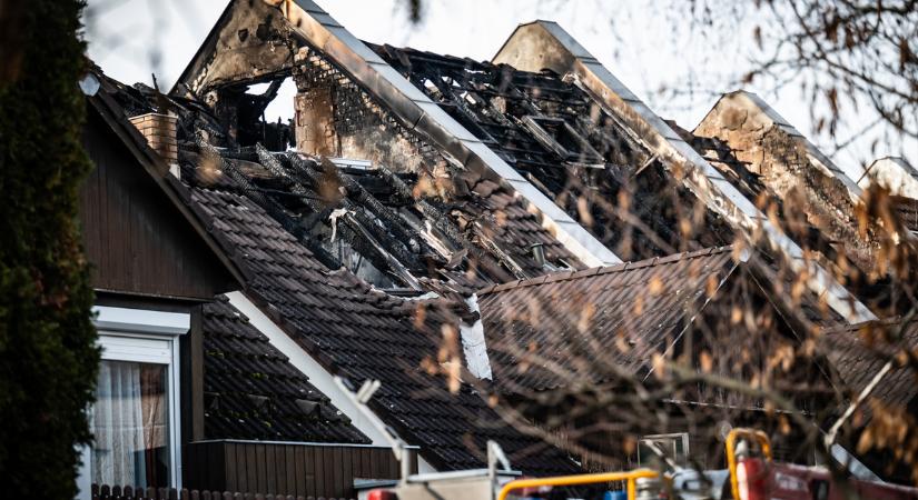 „Ez egy hatalmas csapás” – percek alatt vált nincstelenné a budakeszi tűzvész túlélője