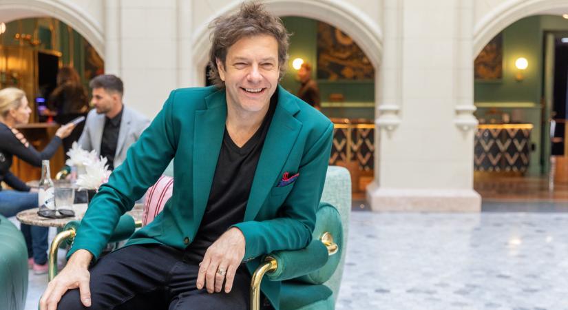 Ezt a szakmát tanulta eredetileg Till Attila, így lett belőle tévés