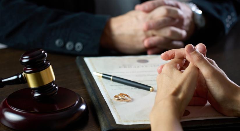 „A válás nem a másik fél teljes leválasztása, hanem egy közös történet újrarendezése” – Mitől működik hosszú távon? Interjú