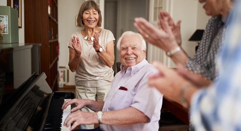 Ez a szuperidősek titka: kiderült, miért nem fog rajtuk az Alzheimer