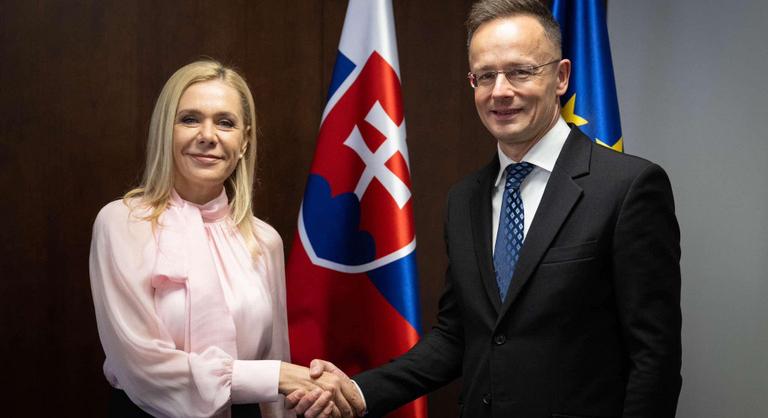 Hetek óta nem működik a Barátság kőolajvezeték, Horvátországhoz fordult segítségért Szijjártó Péter